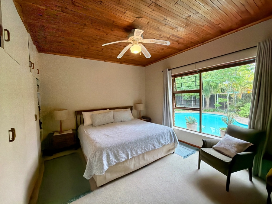 4 Bedroom Property for Sale in Loerie Park Western Cape